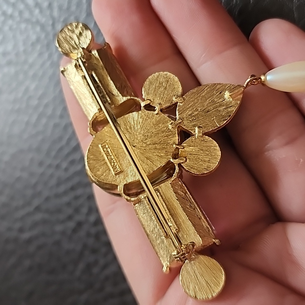 Vtg Richelieu Brooch - image 7
